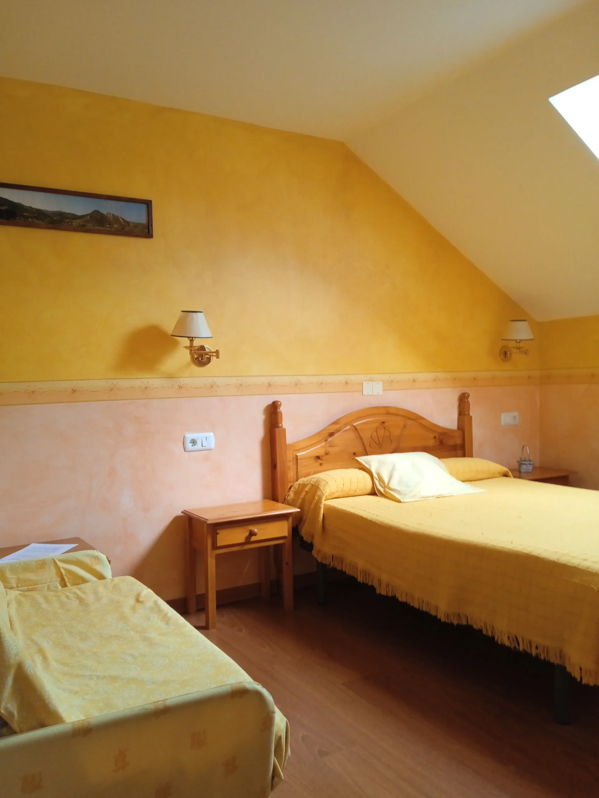 1-requilan-galeria_el-aposento-de-babia
